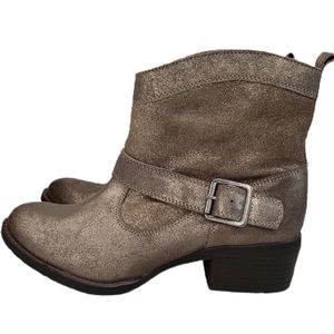 Naughty Monkey Gold Metallic Distressed Leather Pull On Moto Ankle Boots Sz 8.5.